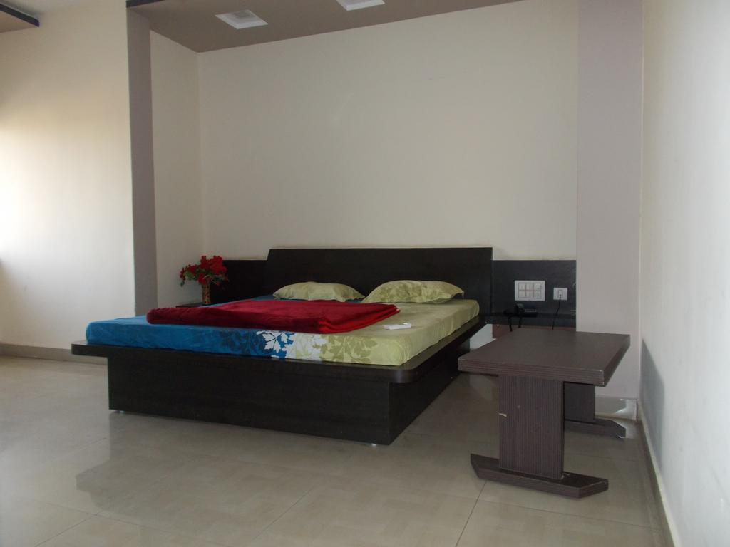 Hotel Rudraksh Virani Exterior photo